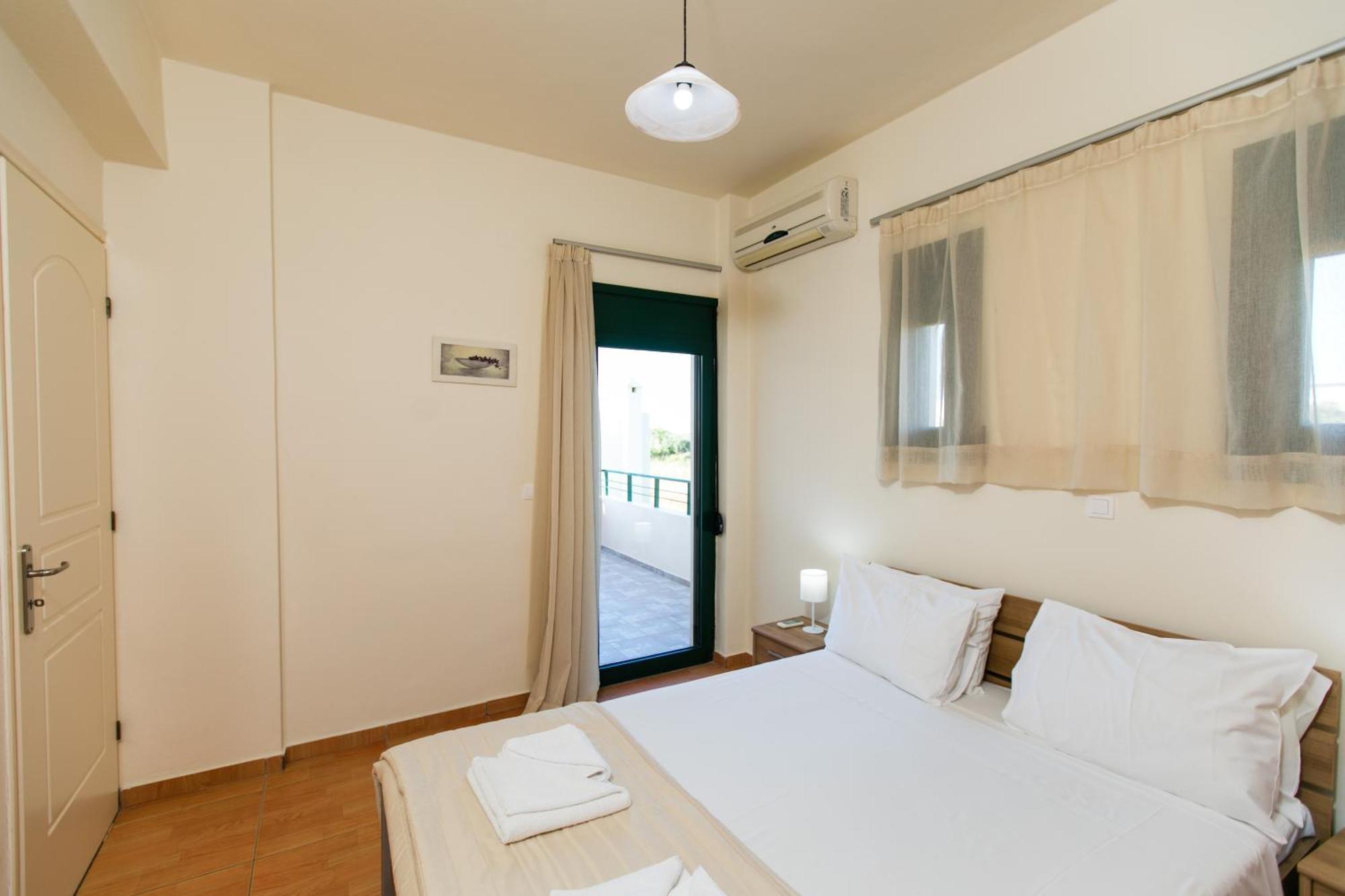 Villa Eleni Asproulianoi Bagian luar foto