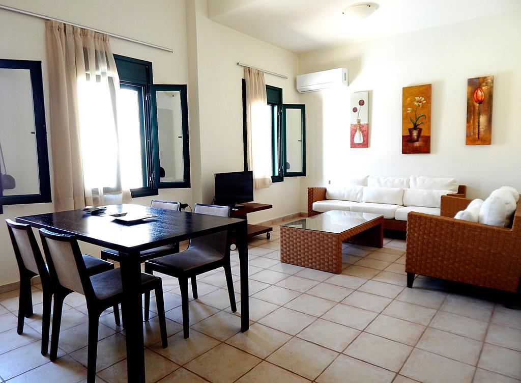 Villa Eleni Asproulianoi Bagian luar foto