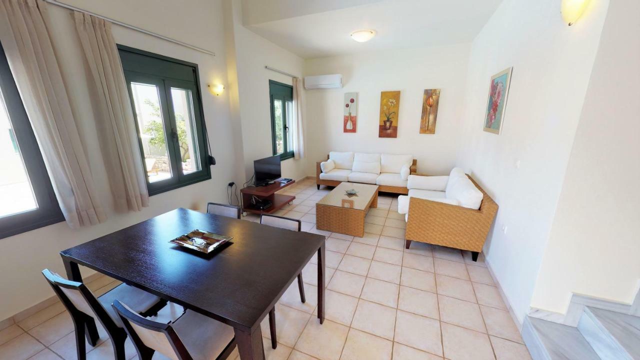 Villa Eleni Asproulianoi Bagian luar foto
